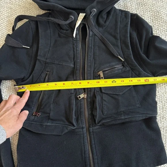 Lululemon Black Hooded Zip-Up Vintage size 8 - Picture 6 of 8